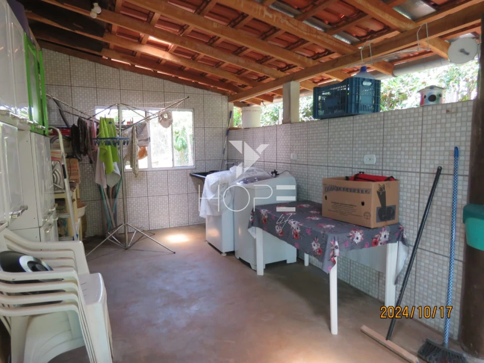 Imagens do imóveis Condominio de Chácaras Riviera do Poente - Chácara Molhada á Venda com 2632m² – 4 Quartos – Alvorada do Sul/PR