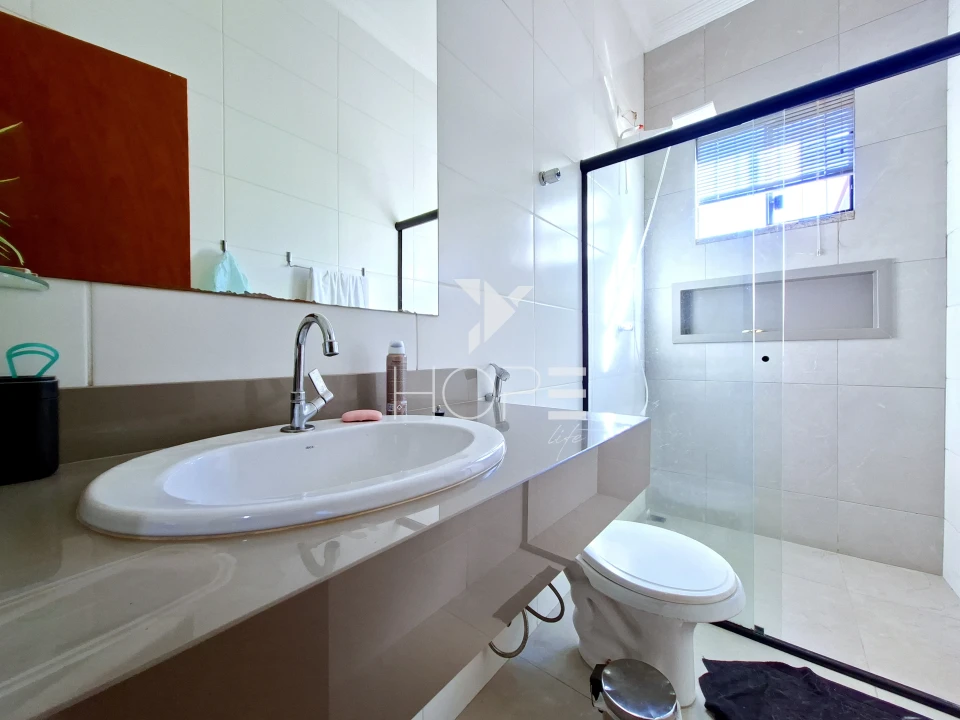 Imagens do imóveis Condomínio Porto das Águas - chácara molhada de alto padrão à venda com 1.800m² - 7 quartos - piscina - Porecatu PR