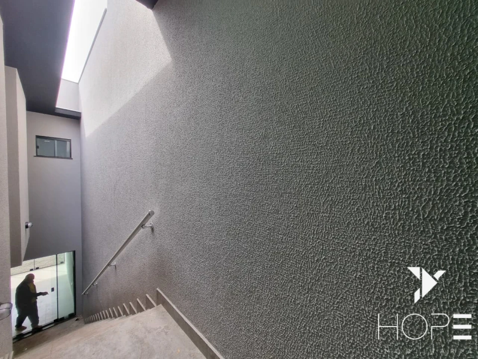 Imagens do imóveis Casa geminada assobradada à venda  – 3 quartos com suíte – 180m² – Conjunto Semiramis Barros Braga – Londrina/PR