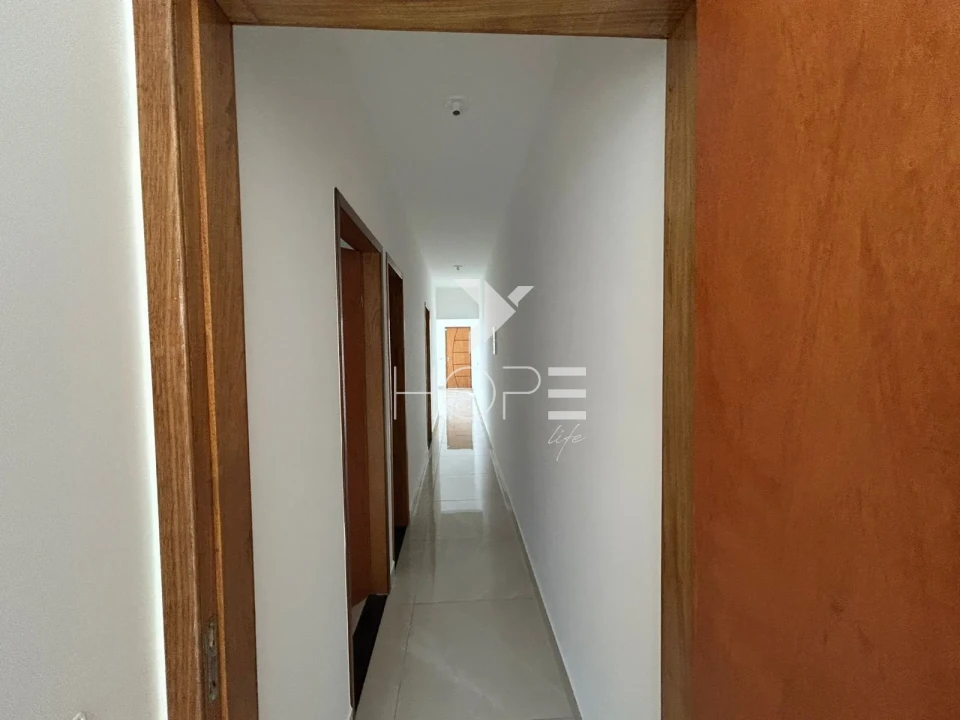 Imagens do imóveis Casa à venda no Jardim Coliseu em Londrina – 132 m², 3 quartos (1 suíte), 3 banheiros e espaço gourmet – Zona Norte