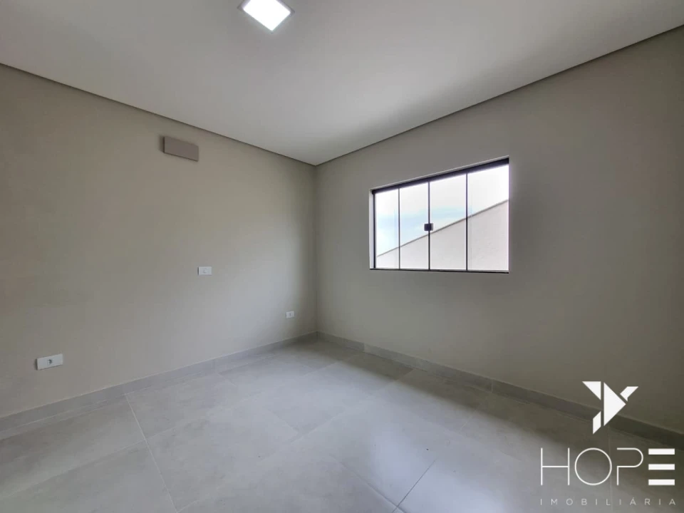 Imagens do imóveis Casa geminada assobradada à venda – 180m² – 3 Quartos com suíte – Conjunto Semiramis Barros Braga – Londrina/PR