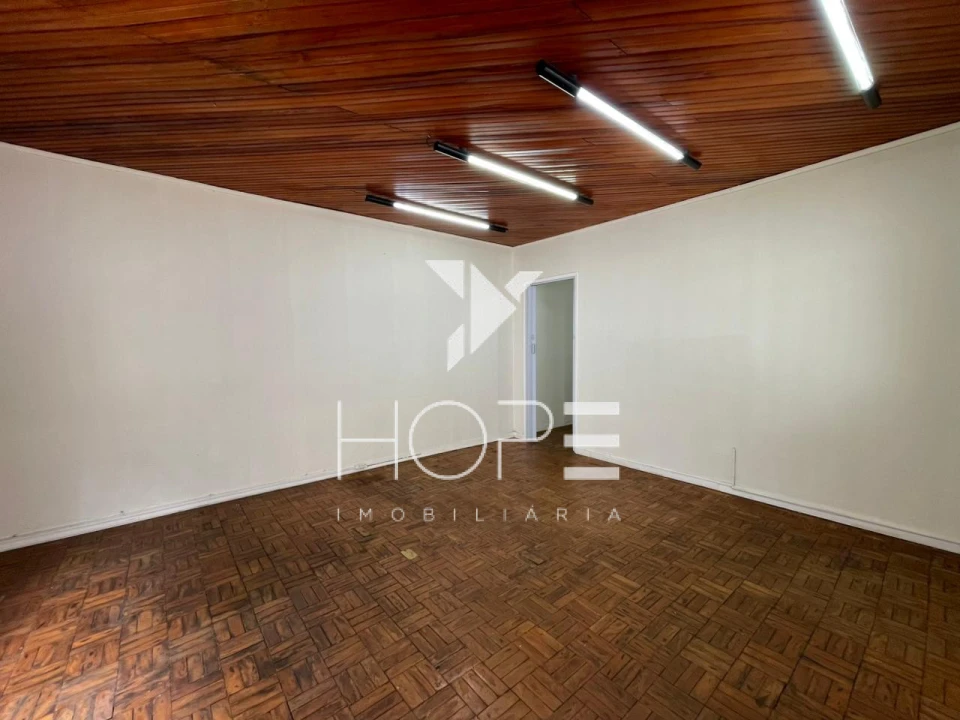 Sobrado Comercial e Residencial para Venda e Locação – 5 Quartos (2 Suítes) – Centro – Londrina/PR 