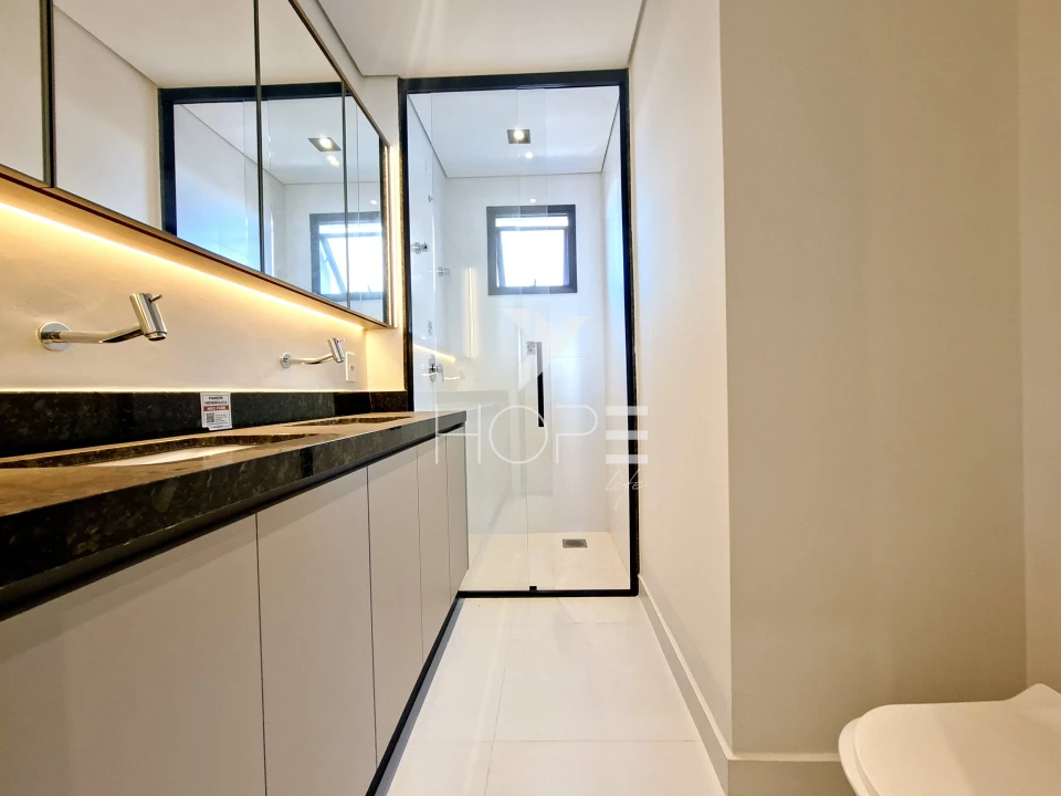 Imagens do imóveis Edifício Odyssey - Apartamento à venda com 86m² - 2 quartos (1 suíte) - 2 vagas - último andar - Centro - Londrina PR