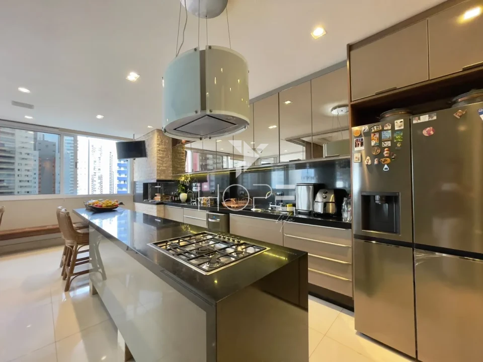 Imagens do imóveis Edíficio Casa Battló à Venda – 245m² – 3 Suítes – Gleba Palhano – Zona Sul – Londrina/PR