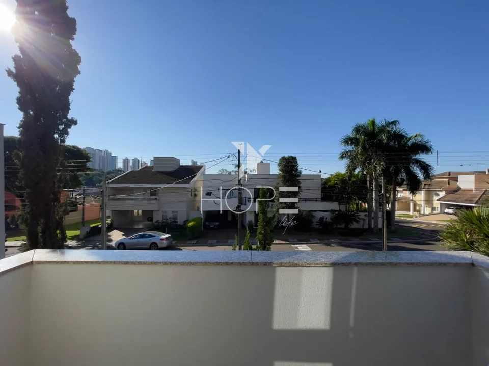 Sobrado em Condomínio à Venda – 261m² – 3 Quartos (1 Suíte) – Vale das Araucárias – Parque Residencial Alcântara – Zona Sul – Londrina/PR