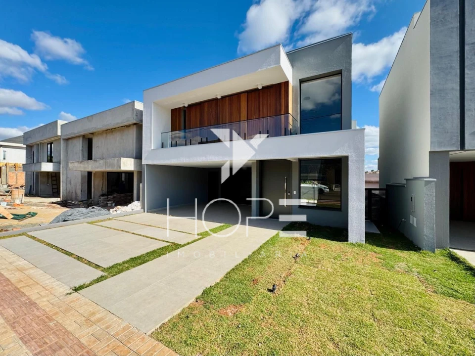 Sobrado Novo de 3 Suítes à Venda no Araçari – Parque Tauá – Londrina
