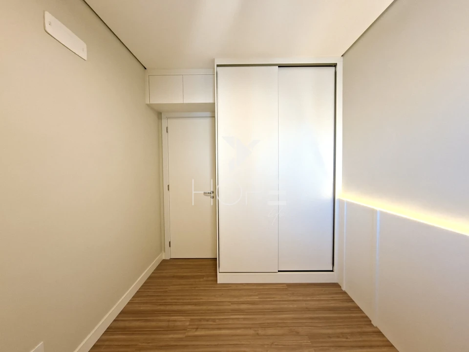 Imagens do imóveis Edifício Odyssey - Apartamento à venda com 86m² - 2 quartos (1 suíte) - 2 vagas - último andar - Centro - Londrina PR