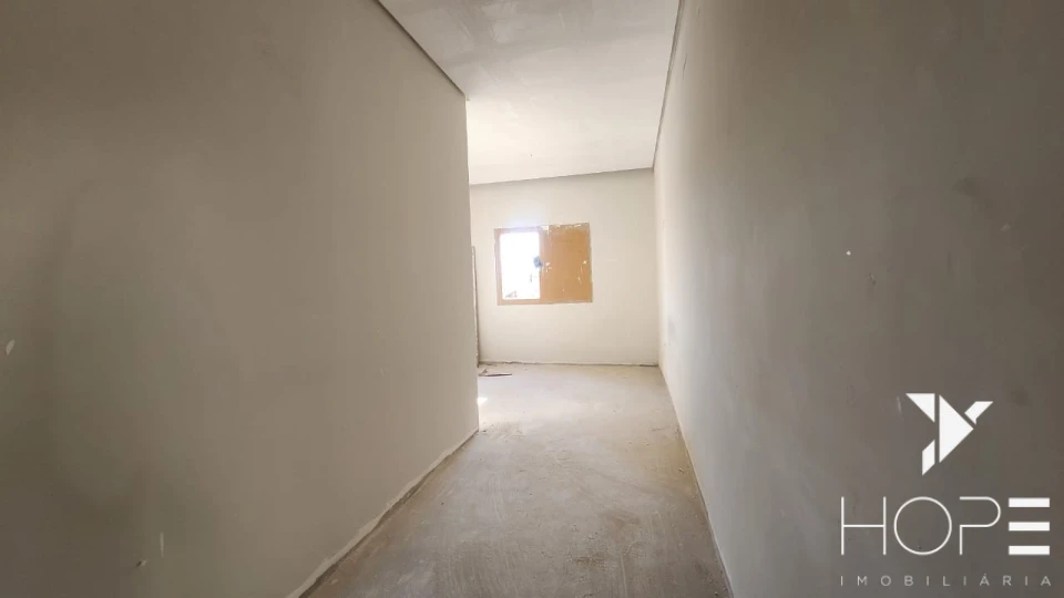 Imagens do imóveis Sobrado à Venda – 3 Quartos (1 Suíte) – 136m² – Dom Pedro I – Londrina