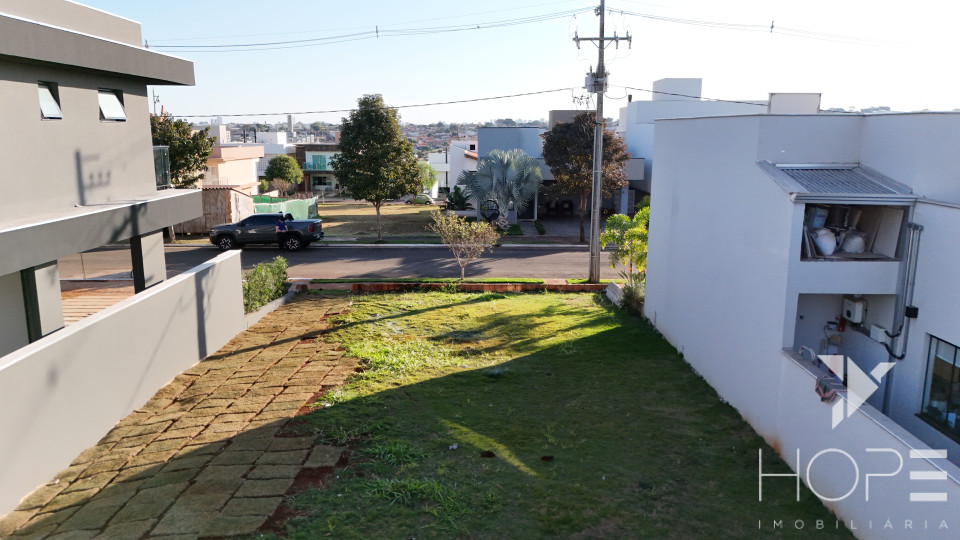 Imagens do imóveis TERRENO DE  257 m² CONDOMINIO TAUÁ ARANGUA