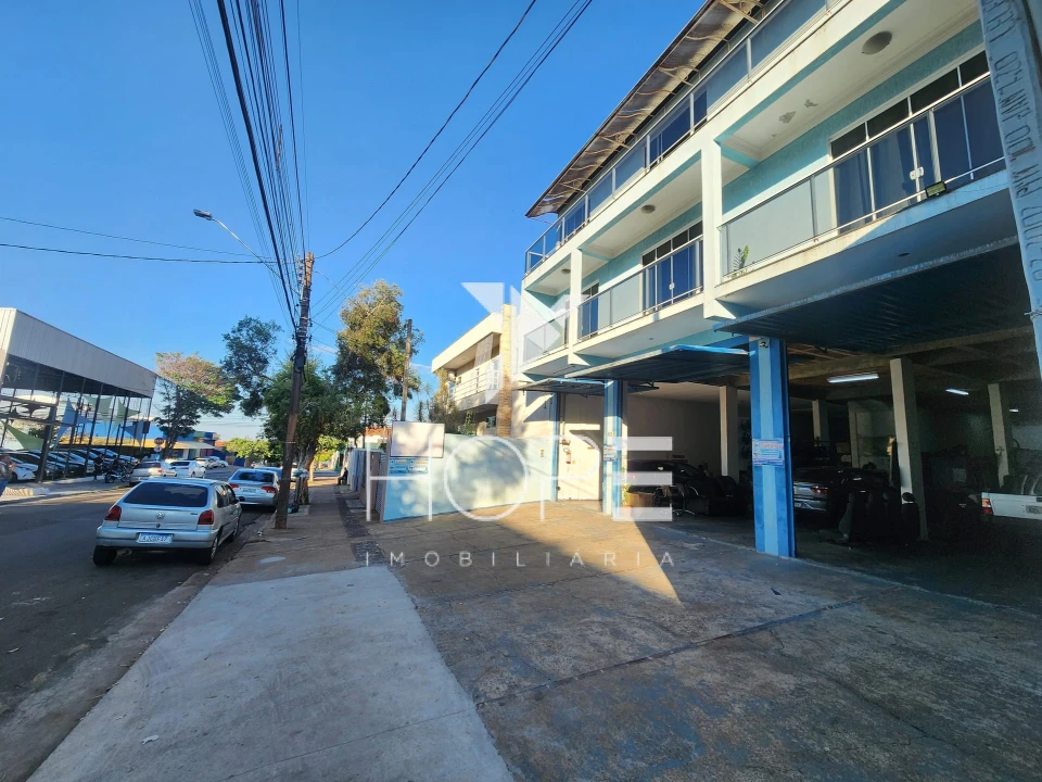 Imagens do imóveis Sobrado Residencial e Comercial à Venda – 300 m² – Terreno 568 m² – Vila Balarotti – Londrina PR