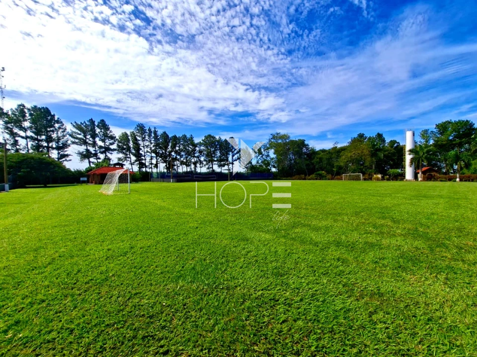 Imagens do imóveis Condomínio Riviera do Poente - chácara à venda com 1.300 m² - 2 quartos - 1 suíte - 4 vagas -  piscina - Alvorada do Sul PR