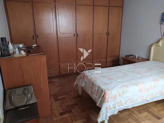 Imagens do imóveis Casa à venda com 250 m² - 3 quartos - 2 vagas - edícula - próximo ao Hospital Evangélico - Jardim Londrilar - Londrina PR