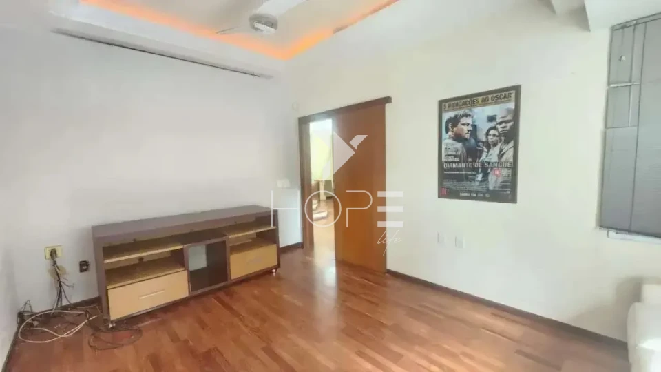 Imagens do imóveis Sobrado para locação com 350 m² - 4 quartos - piscina - próximo à Avenida Maringá - Quebec -Londrina PR