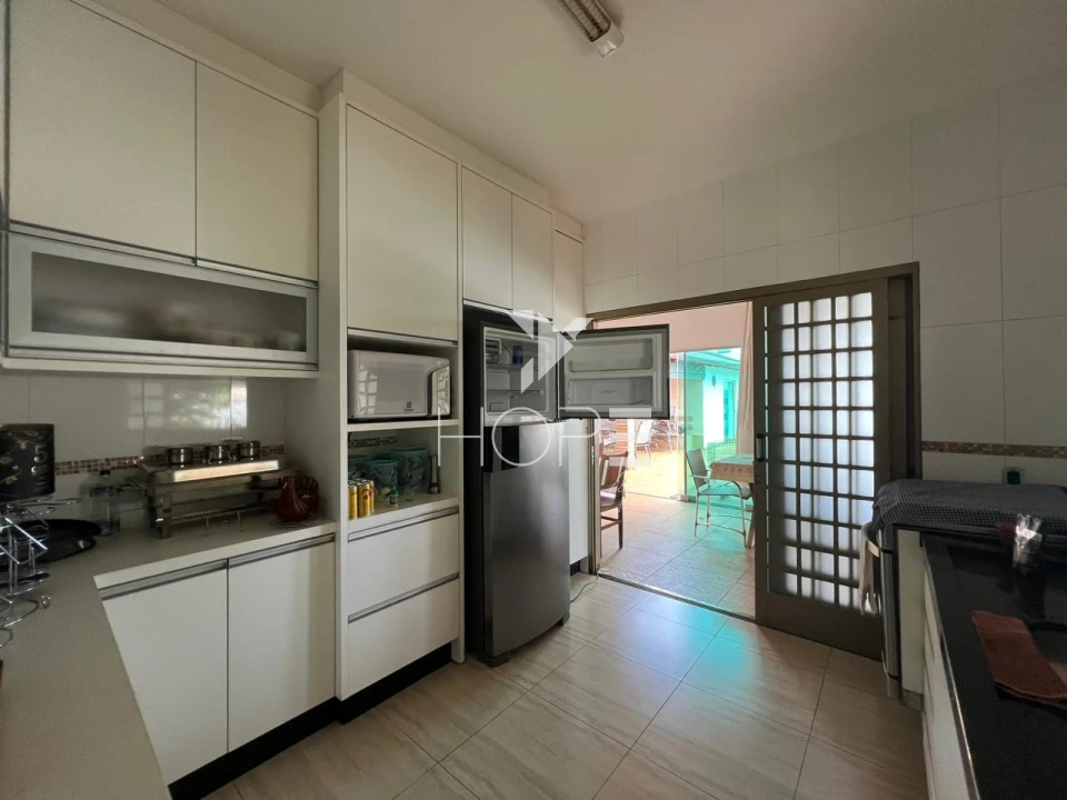 Imagens do imóveis Condomínio Riviera do Poente – Chácara À venda – 500m² – 3 Quartos – 4 vagas – Alvorada do Sul/PR