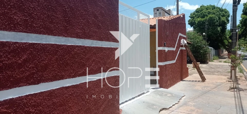 Imagens do imóveis Casa Térrea à Venda – 193m² – 4 Quartos (1 Suíte) – Vila Brasil – Região Central – Londrina/PR