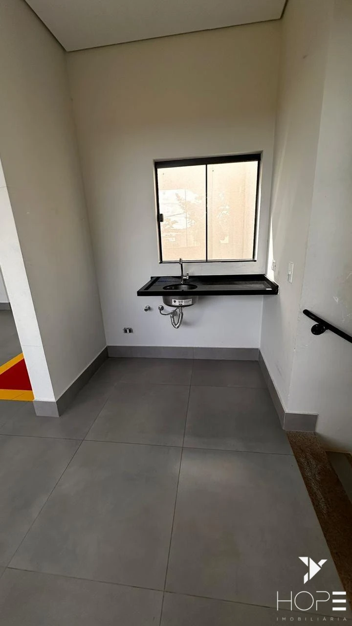 Imagens do imóveis Sala Comercial para Locação – 140m² – Avenida São João – Antares – Londrina/PR