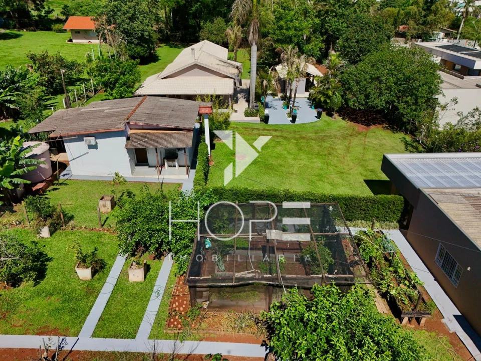 Imagens do imóveis Chácara à venda 450m² 4 quartos – Terreno 3.040m²– próxima ao Sun Lake Residence – Londrina