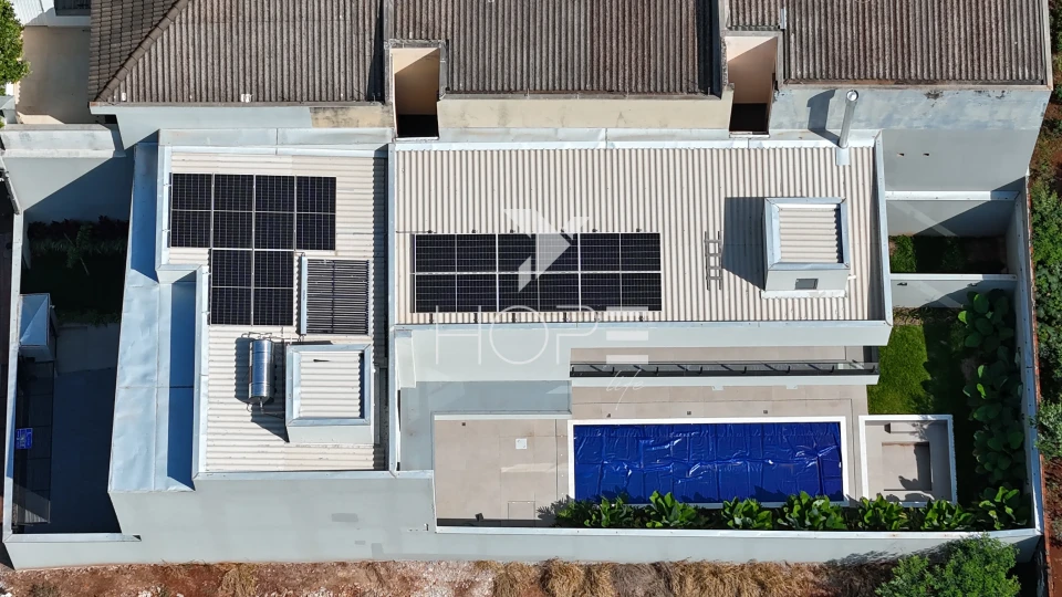 Imagens do imóveis Sobrado com piscina à Venda – 261m² – 3 Quartos (2 Demi-suítes) – Jardim das Mansões – Cambé/PR