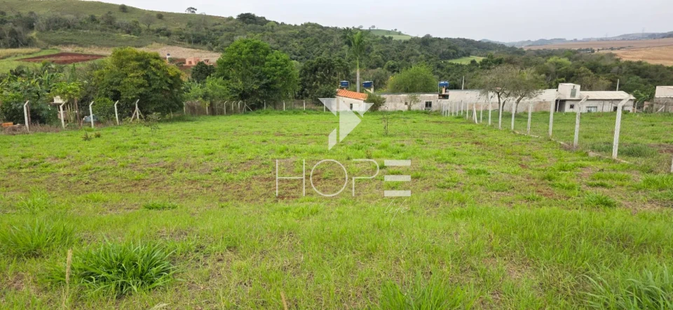 Imagens do imóveis Chácaras  à venda no Condomínio  Portal do Nobres - 1000 m²-  Próximo ao Patrimônio Selva - Londrina/PR