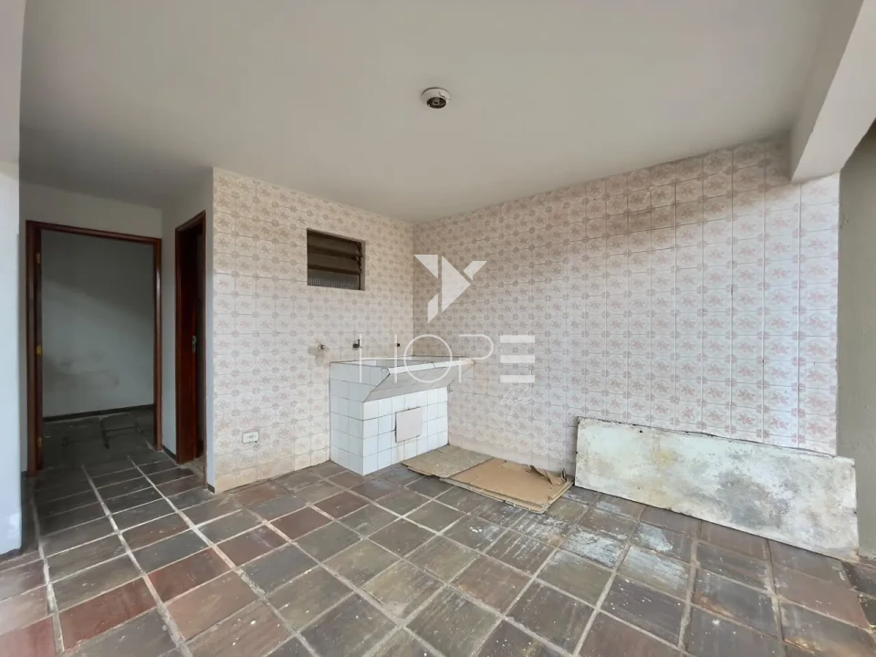 Imagens do imóveis Casa Térra para Locação – 295m² – 4 Quartos (1 Suíte) – Jardim Shangri-lá – Londrina/PR