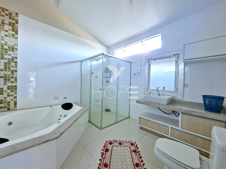 Imagens do imóveis Condomínio Porto das Águas - chácara molhada à venda com 4 suítes - piscina - Porecatu PR