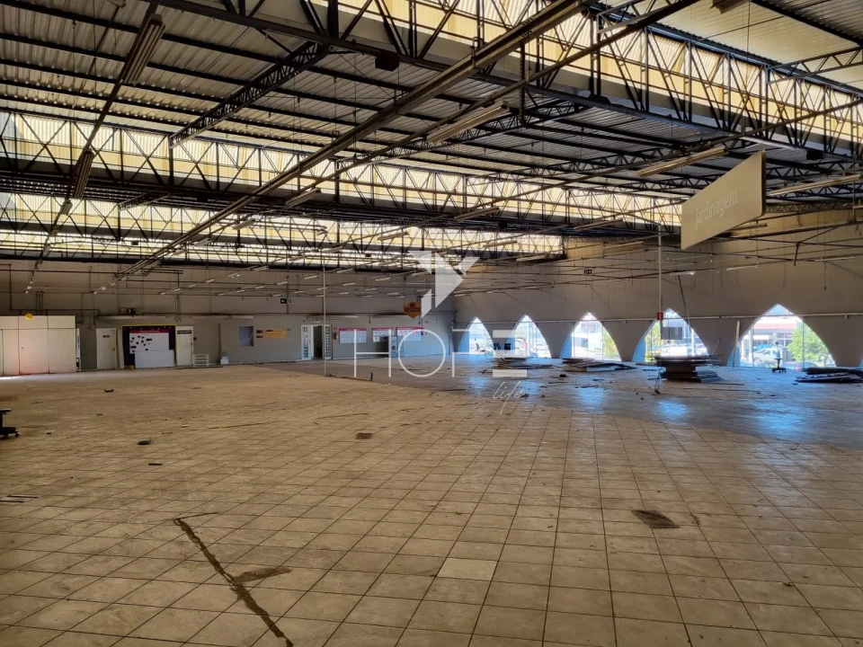 Imagens do imóveis Loja / ponto comercial de grande porte para locação com 6.817m² - Av Tiradentes - Rodocentro - mais de 100 vagas - Londrina PR