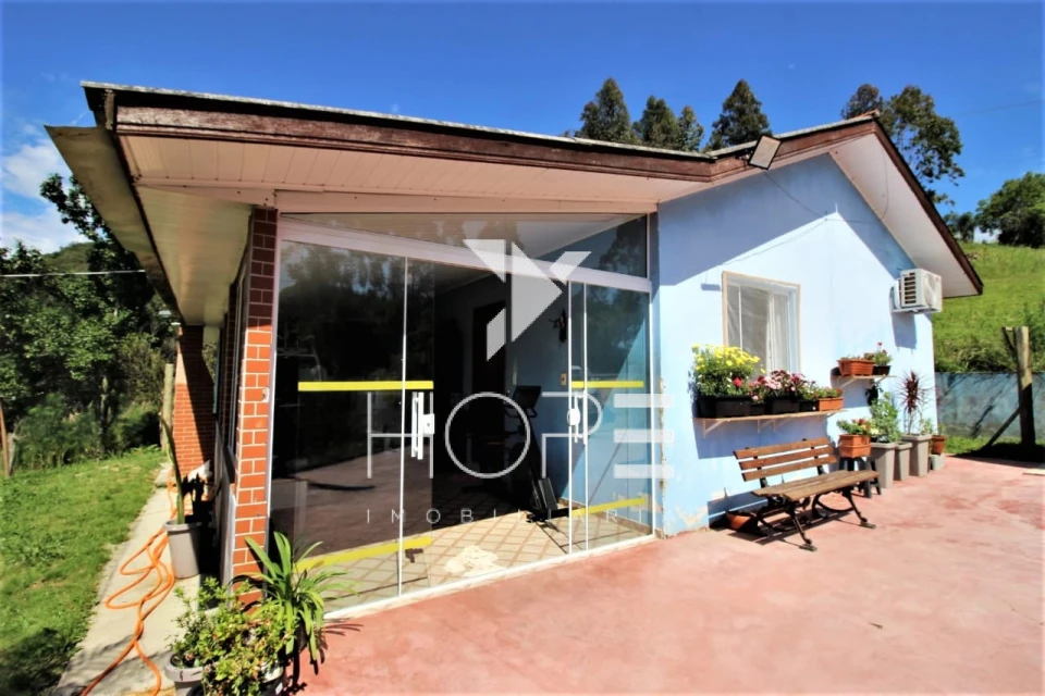 Chácara Completa à Venda  3.8 Alqueres Paulista e 4 Minas de Água – Agudos do Sul PR