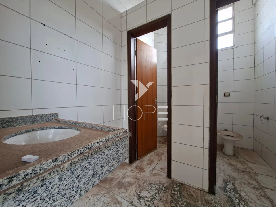 Imagens do imóveis Prédio corporativo para locação com 1.000 m² - 4 andares - elevador - Avenida Tiradentes - Londrina PR