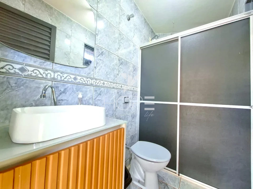 Imagens do imóveis Chácara molhada à venda com 1.872 m² - 1 quarto - piscina - salão de festas - Alvorada do Sul PR