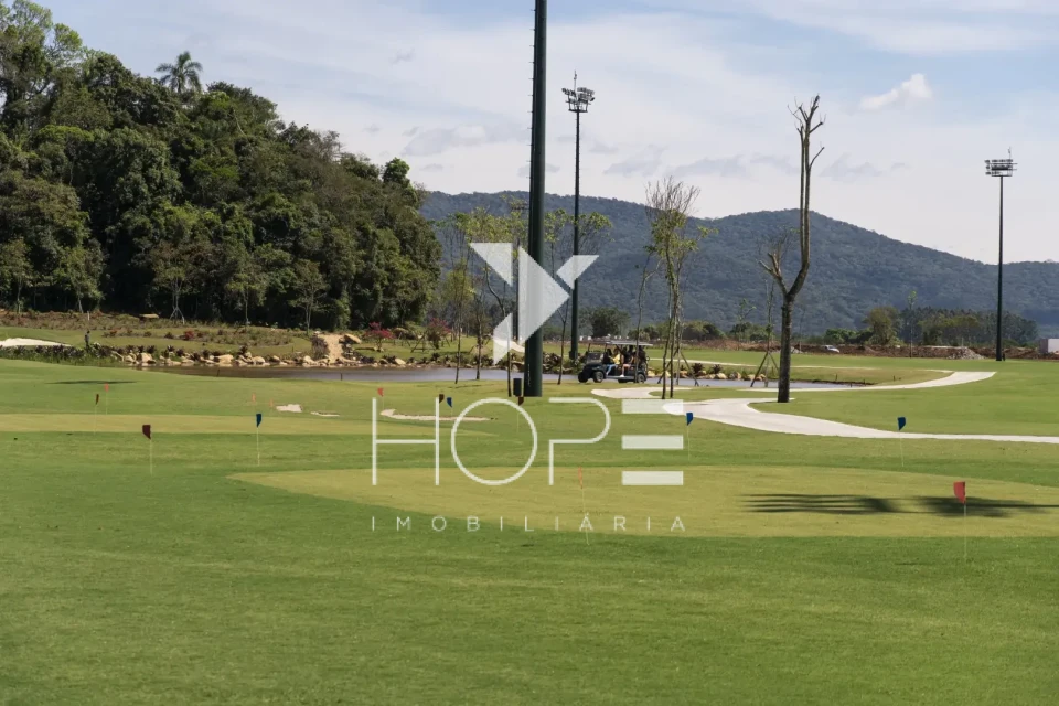 Imagens do imóveis Terreno Golf All Resort – Porto Belo em condomínio à venda 992,90m² privativos 1.000m² total – Costa Esmeralda