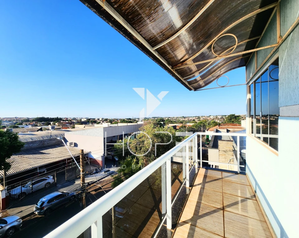 Imagens do imóveis Sobrado Residencial e Comercial à Venda – 300 m² – Terreno 568 m² – Vila Balarotti – Londrina PR