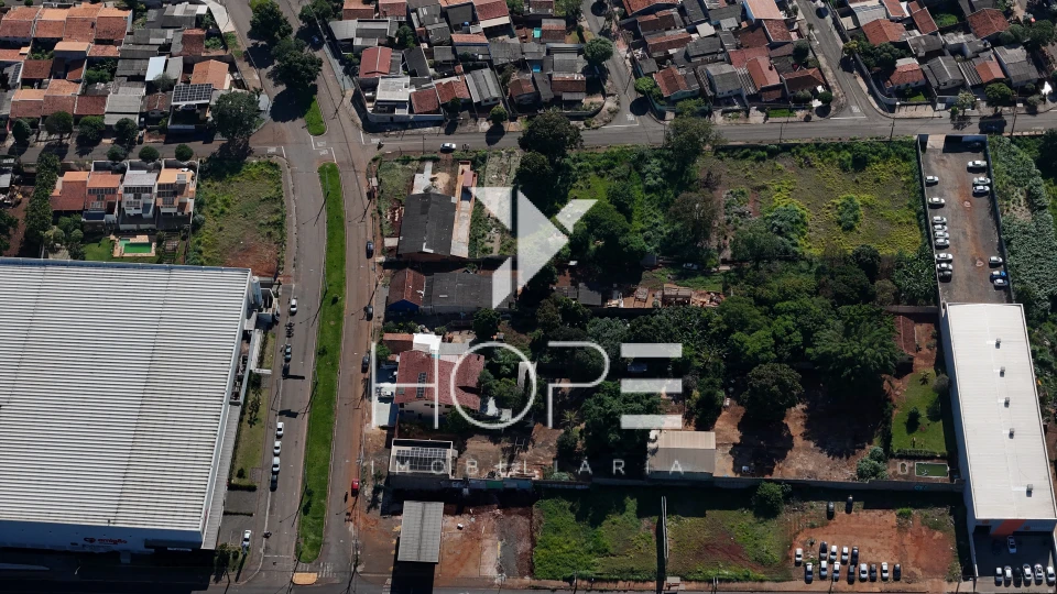Terreno comercial à venda – aprox. 11.000 m² – Av. da Liberdade – Londrina/PR