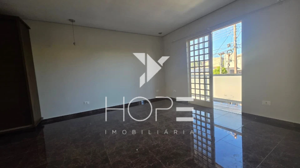 Sobrado à Venda – 390 m² – Dom Pedro - Zona Leste – Londrina/PR