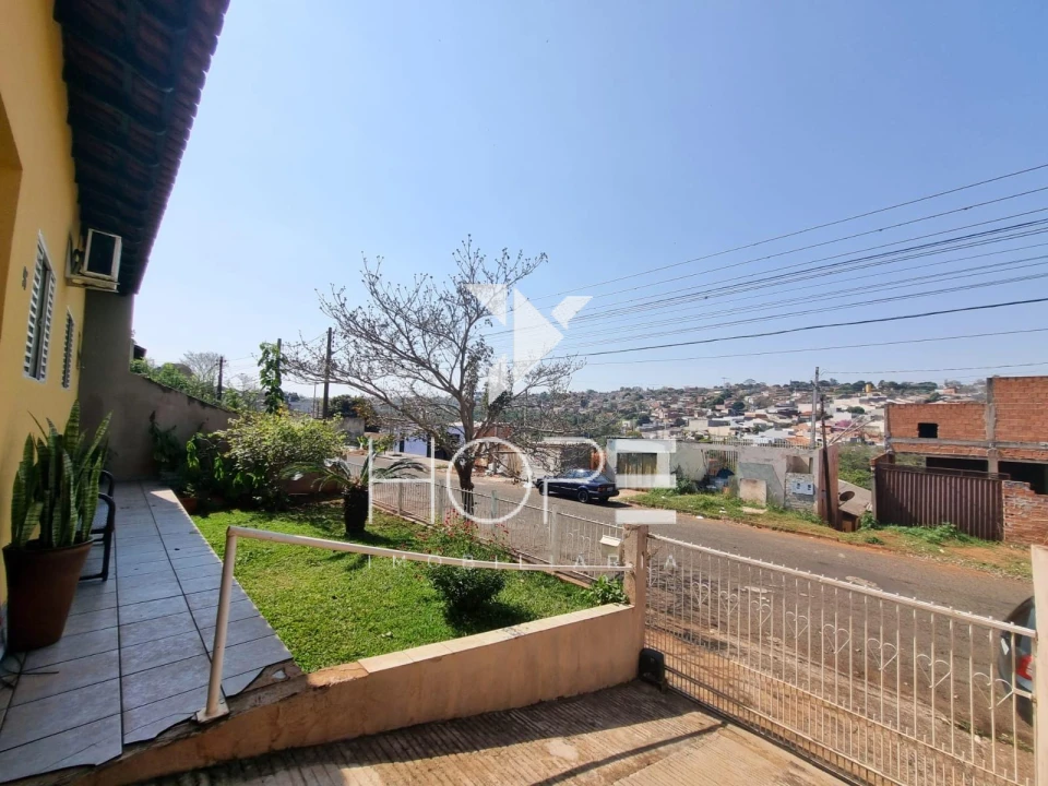 Imagens do imóveis Casa com Edícula à Venda na Zona Oeste de Londrina – Bairro Olímpico