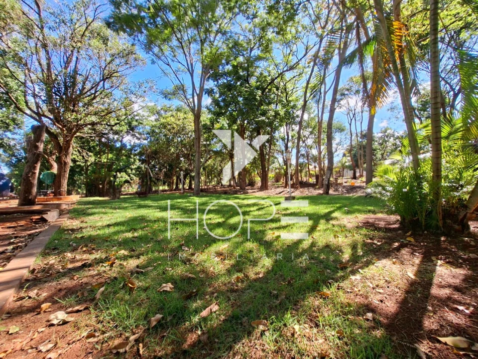 Imagens do imóveis Chácara de Alto Padrão à Venda – 2 Casas – Acesso ao Rio Paranapanema – Alvorada do Sul/PR