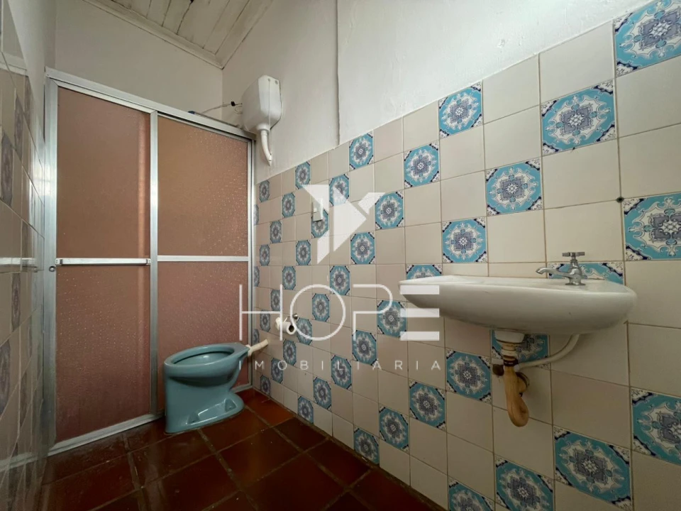 Sobrado com Edícula para Venda e Locação – 5 Quartos – Jardim Londrilar – Centro – Londrina/PR