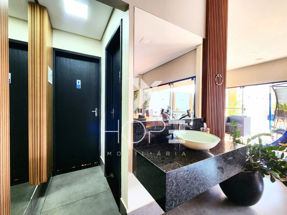 Imagens do imóveis Imóvel Comercial de Alto Padrão com Piscina e Espaço Gourmet à Venda em Cambé – Jardim do Café