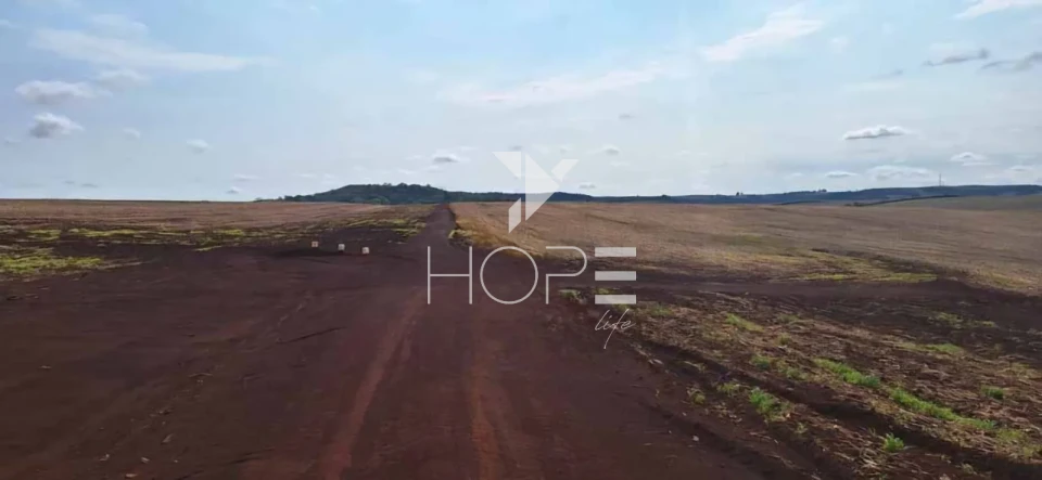 Imagens do imóveis Fazenda à venda com 594 alqueires - terra roxa - pivô autorizado - Cornélio Procópio PR