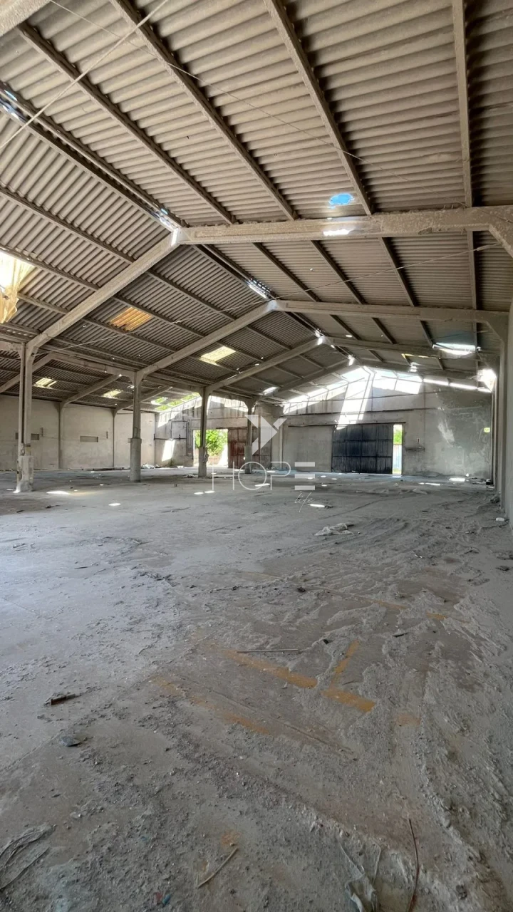 Imagens do imóveis Barracão para venda e locação – 5.000m² de terreno – 1.000m² de Barração - 150m² de escritório - com docas – Zona Industrial – Ibiporã/PR