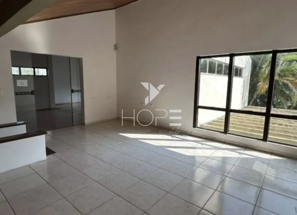 Imagens do imóveis Casa comercial para locação com 500 m² - 12 salas - piscina - quadra esportiva - Centro - Londrina PR