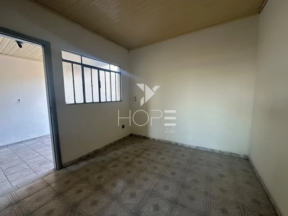 Imagens do imóveis Casa à venda com 3 quartos e amplo quintal no Jardim Novo Bandeirantes – Cambé/Pr.