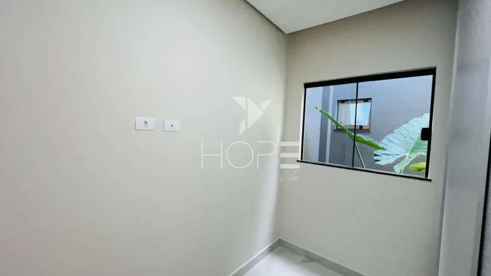Imagens do imóveis Casa em Condomínio para Locação R$ 3.000,00 – 3 Quartos, Suíte, Planejados e Churrasqueira na Zona Norte de Londrina