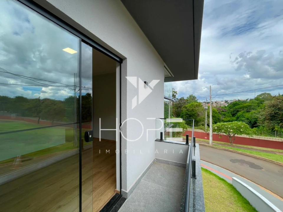 Imagens do imóveis Sobrado à Venda – 3 Suítes - 179m² Internos – Condomínio Heimtal Park – Londrina/PR