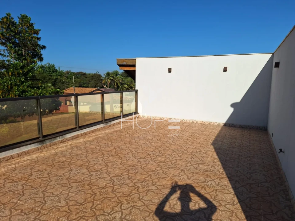 Imagens do imóveis Condomínio Riviera do Poente - chácara à venda com 1.000m² - 4 suítes - 6 vagas - piscina - vista para represa - Alvorada do Sul PR