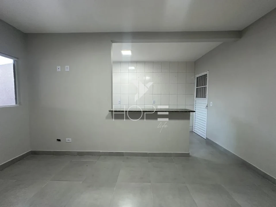 Imagens do imóveis Casa geminada à venda com 3 quartos e suíte no Jardim Palmeiras – Zona Norte – Londrina/PR