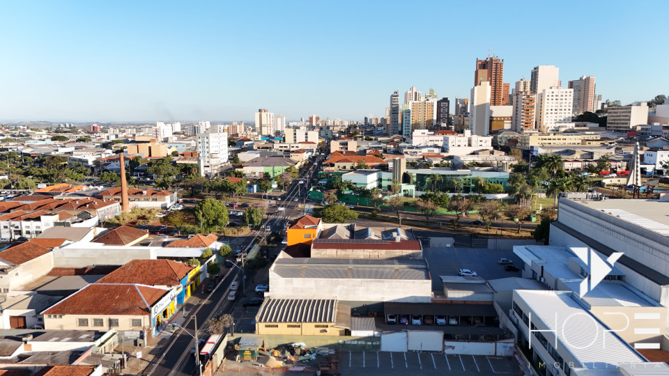 Imagens do imóveis Ponto Comercial de 768,75m² na Av. Duque de Caxias – Oportunidade Única