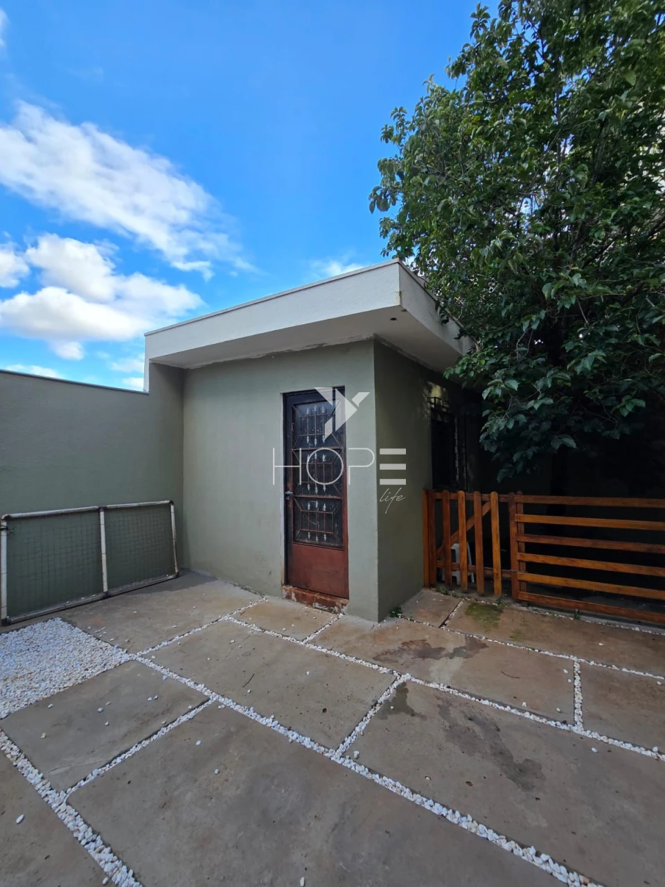 Imagens do imóveis Casa assobradada residencial/comercial à venda - 360 m² - com 3 quartos – 4 banheiros - 1 Vaga - Jardim Quebec – Londrina/PR