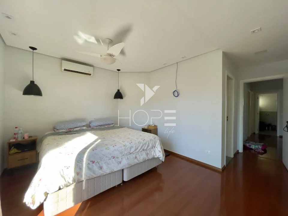 Sobrado em Condomínio à Venda – 261m² – 3 Quartos (1 Suíte) – Vale das Araucárias – Parque Residencial Alcântara – Zona Sul – Londrina/PR