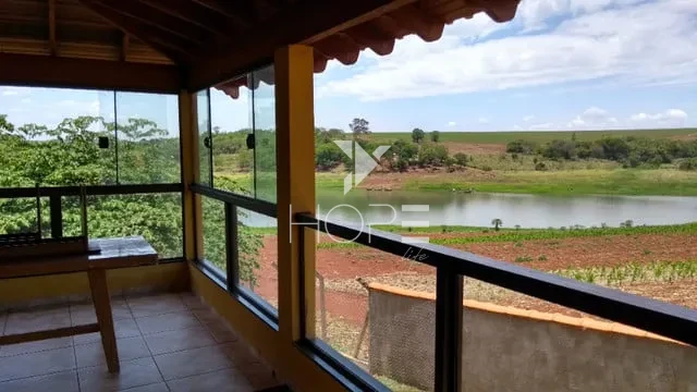 Imagens do imóveis Chácara molhada à venda próxima à Represa Capivara – Alvorada do Sul/PR