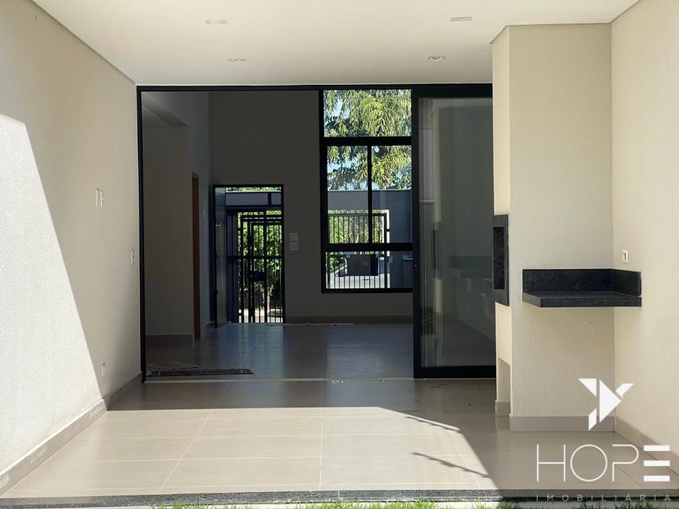 Casa térrea à venda – 250m² – Loteamento Chamonix – Zona Leste – Londrina/PR